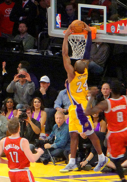 Kobe  Bryant Dunking.